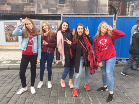 They are from Paris. They love pizza,potatoes and cabbage They like our streets and buildings.